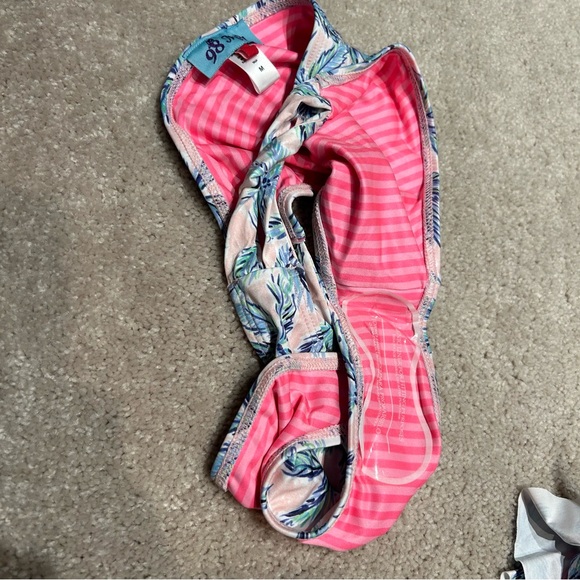 3 matching bathing suits: mom, boy and a girl - Picture 6 of 10